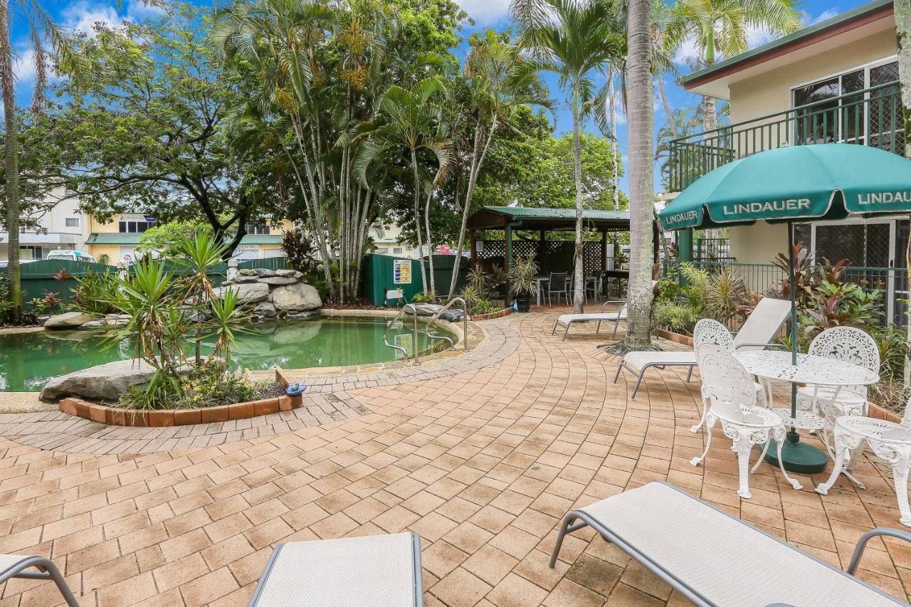 קאירנס Koala Court Holiday Apartments מראה חיצוני תמונה